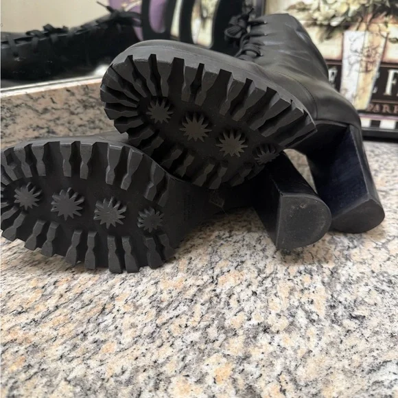 Stuart Weitzman Cyler Ankle Boots – Black Leather - Picture 3 of 5